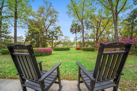 1527 S Pinebark Lane Charleston SC 29407