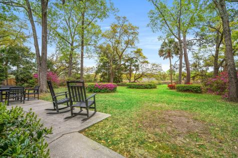 1527 S Pinebark Lane Charleston SC 29407