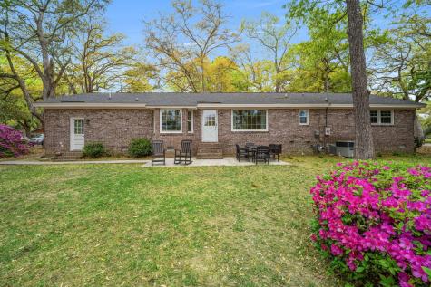 1527 S Pinebark Lane Charleston SC 29407