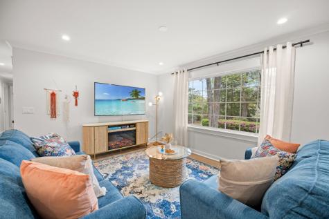 1527 S Pinebark Lane Charleston SC 29407