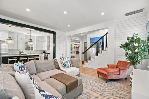 6064 Grand Council Street Charleston SC 29492