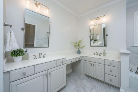 329 Ayers Circle Summerville SC 29485