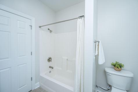 329 Ayers Circle Summerville SC 29485