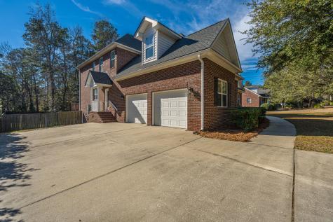 329 Ayers Circle Summerville SC 29485