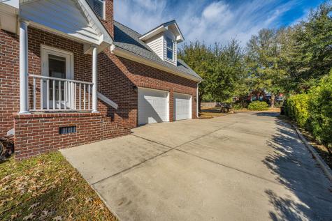 329 Ayers Circle Summerville SC 29485