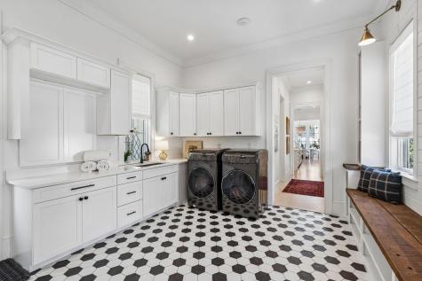 922 Mccants Drive Mount Pleasant SC 29464