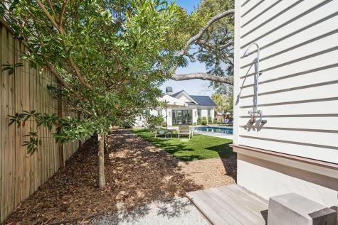 922 Mccants Drive Mount Pleasant SC 29464