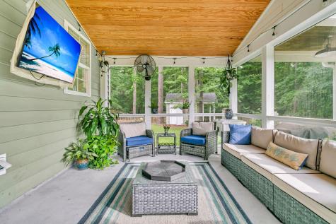 302 Freeland Way Moncks Corner SC 29461