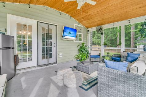 302 Freeland Way Moncks Corner SC 29461