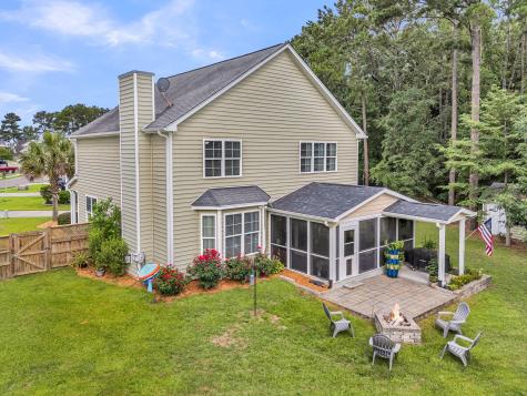 302 Freeland Way Moncks Corner SC 29461