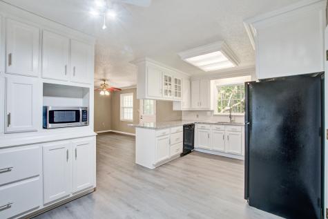 2734 Shadow Lane North Charleston SC 29406