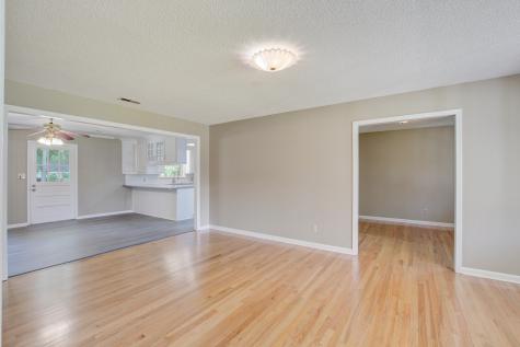 2734 Shadow Lane North Charleston SC 29406