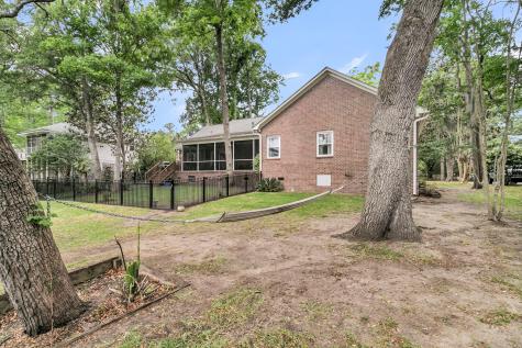 2044 Marsh Flower Lane Charleston SC 29414