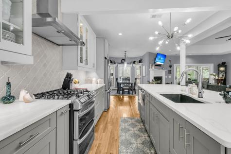 2044 Marsh Flower Lane Charleston SC 29414