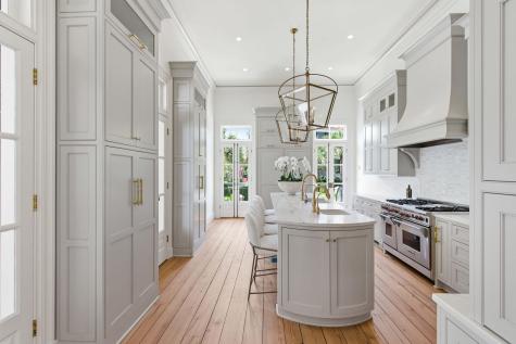 2 Water Street Charleston SC 29401