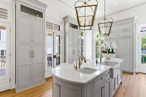 2 Water Street Charleston SC 29401
