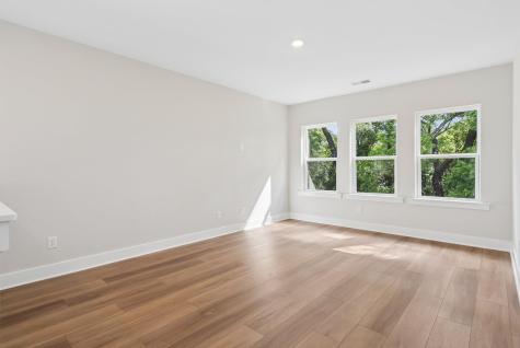 5354 Elder Avenue North Charleston SC 29406