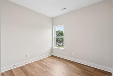 5354 Elder Avenue North Charleston SC 29406