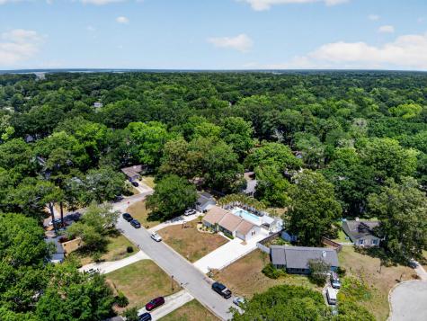 1605 Cullowhee Circle Mount Pleasant SC 29464
