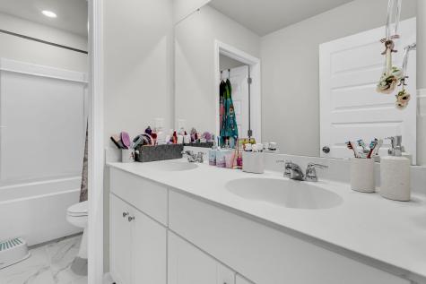 548 Spanish Wells Road Summerville SC 29486