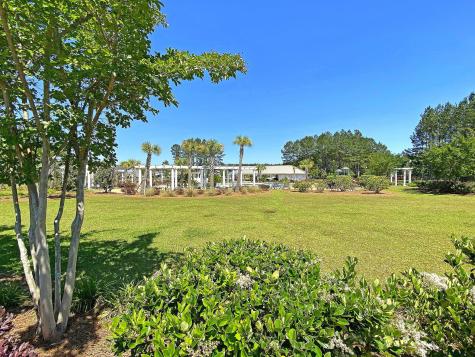 548 Spanish Wells Road Summerville SC 29486