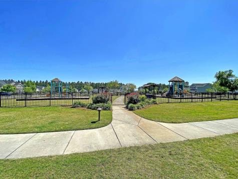 548 Spanish Wells Road Summerville SC 29486