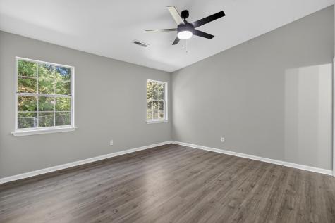 9512 Raven Drive Ladson SC 29456