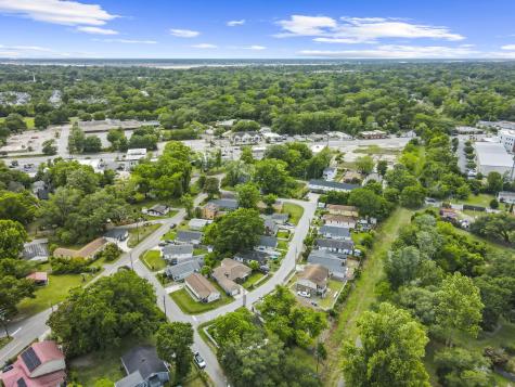 916 Hillsboro Drive Charleston SC 29407