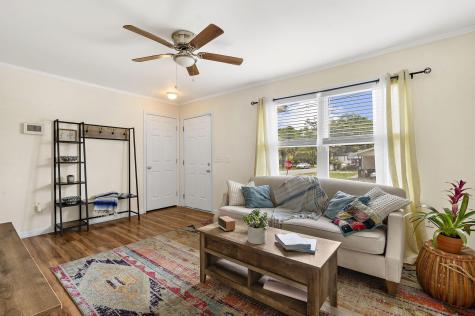 916 Hillsboro Drive Charleston SC 29407