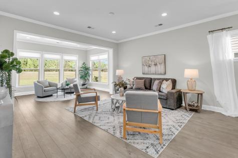 613 Daffodil Court Summerville SC 29486