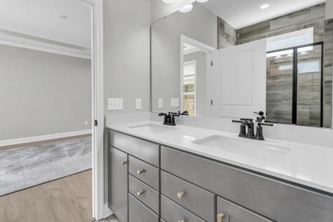 613 Daffodil Court Summerville SC 29486