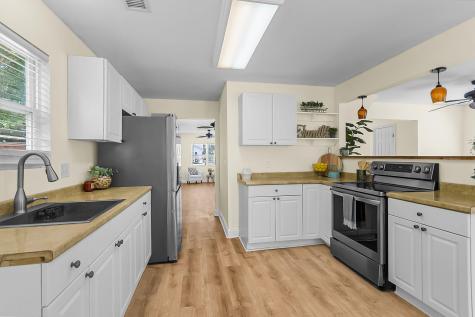 2407 Castlereagh Road Charleston SC 29414