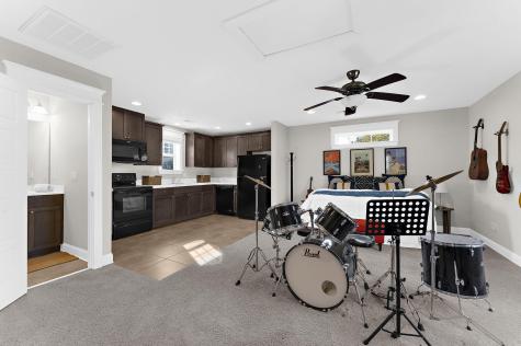 1636 Oak Leaf Street Daniel Island SC 29492
