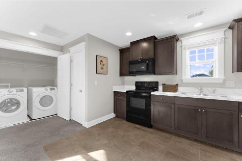 1636 Oak Leaf Street Daniel Island SC 29492