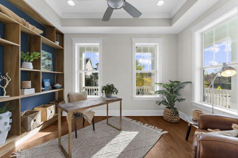 1636 Oak Leaf Street Daniel Island SC 29492