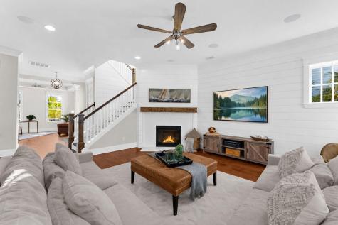 1636 Oak Leaf Street Daniel Island SC 29492