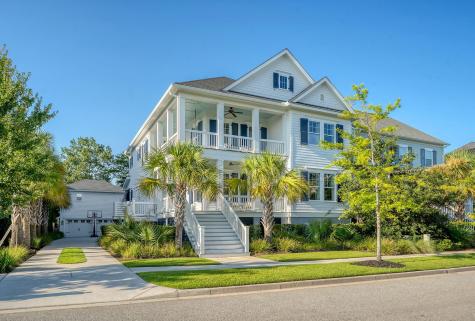 1636 Oak Leaf Street Daniel Island SC 29492