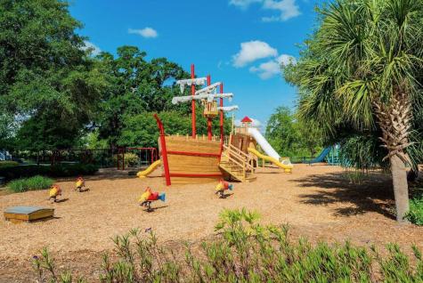 1636 Oak Leaf Street Daniel Island SC 29492