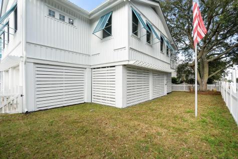 2218 Myrtle Avenue Sullivans Island SC 29482