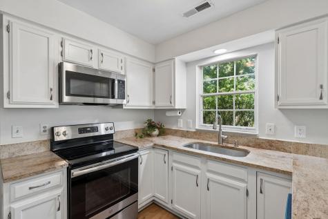 2060 Presidio Drive Mount Pleasant SC 29466