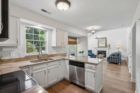 2060 Presidio Drive Mount Pleasant SC 29466