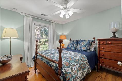 4 Battery Point Lane Beaufort SC 29902