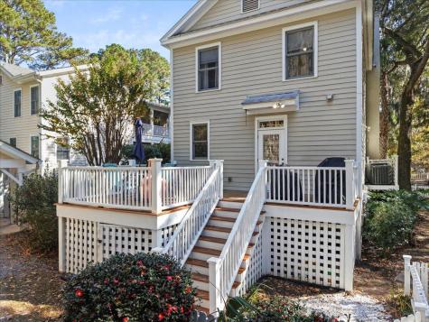 4 Battery Point Lane Beaufort SC 29902
