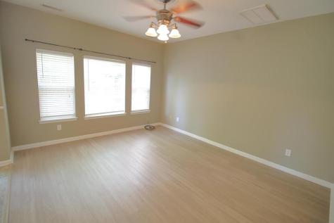 102 Chestnut Oaks Court Ladson SC 29456