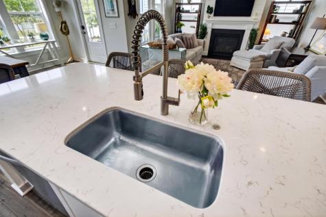 1823 Agate Bay Drive Mount Pleasant SC 29466