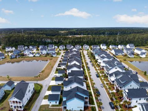 1823 Agate Bay Drive Mount Pleasant SC 29466