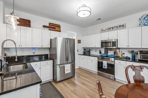 602 Portico Park Mount Pleasant SC 29464