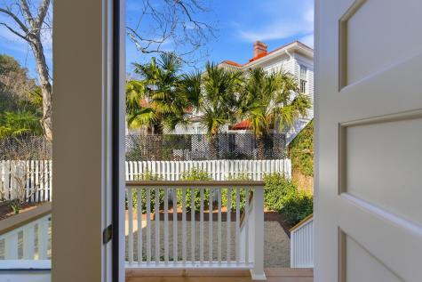 30 Gibbes Street Charleston SC 29401
