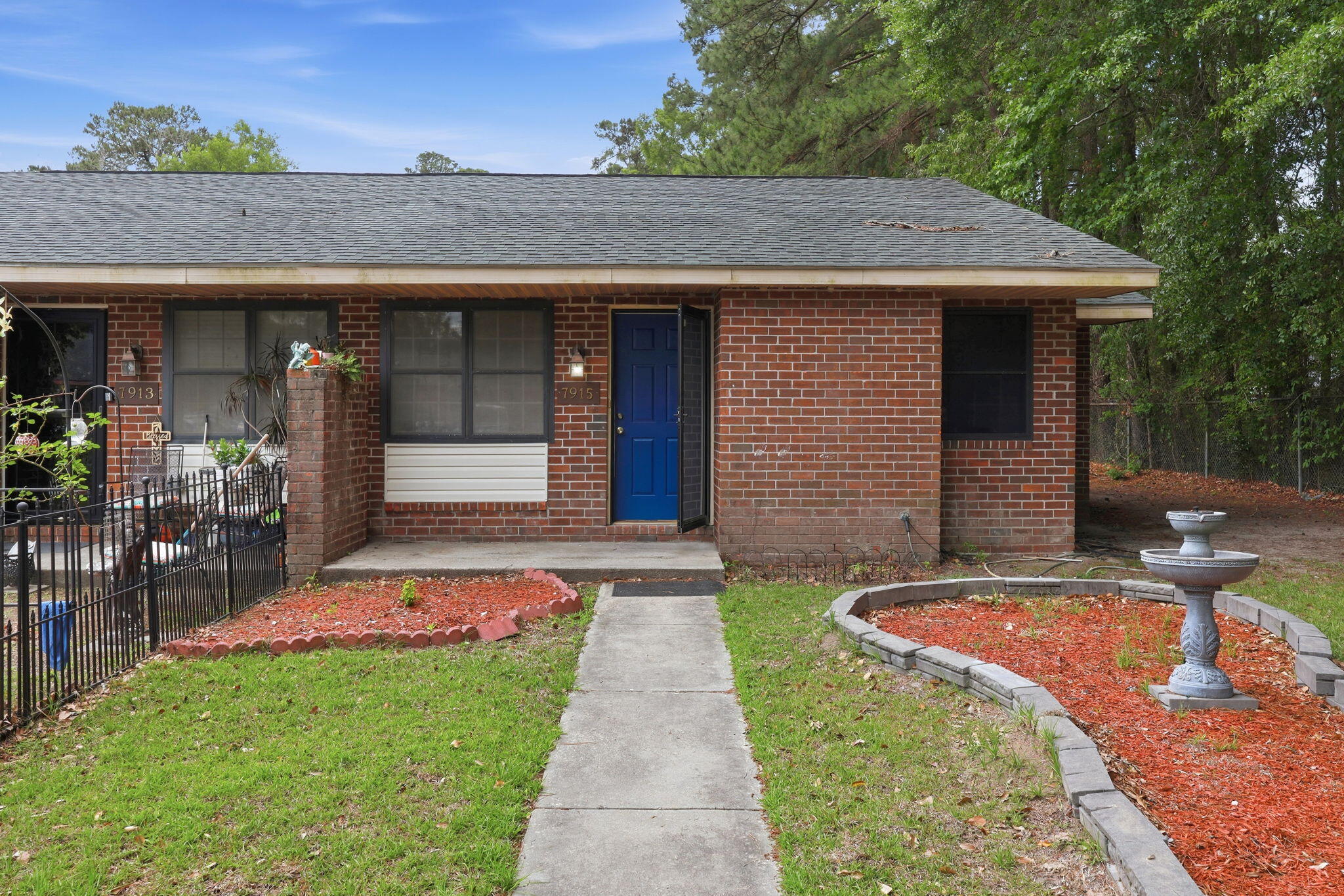 7915 Dutch Court North Charleston SC 29420