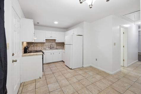 7915 Dutch Court North Charleston SC 29420